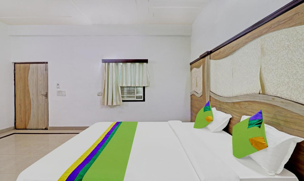 Golden Pearl Hotel Agra  Exterior photo